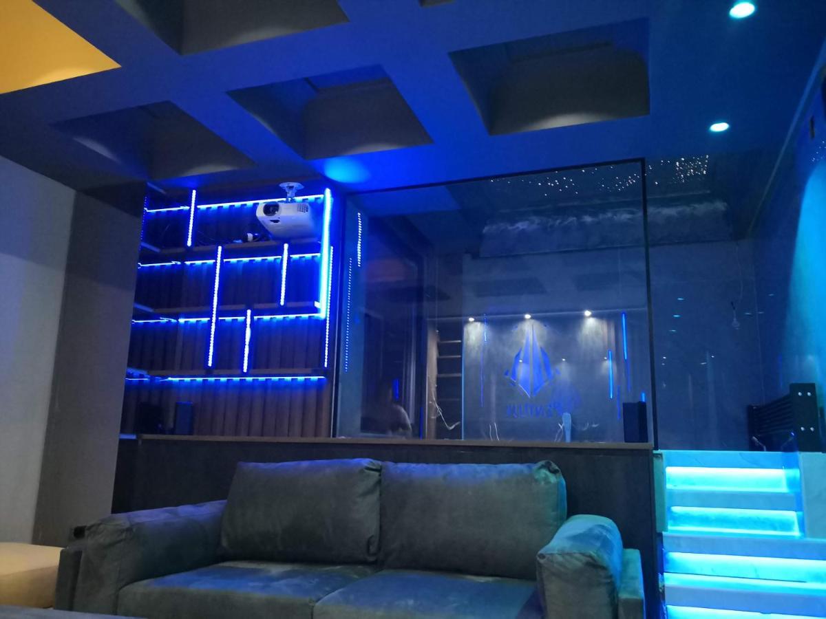 Pentlux - Spa Penthouse In The Heart Of Skopje Extérieur photo