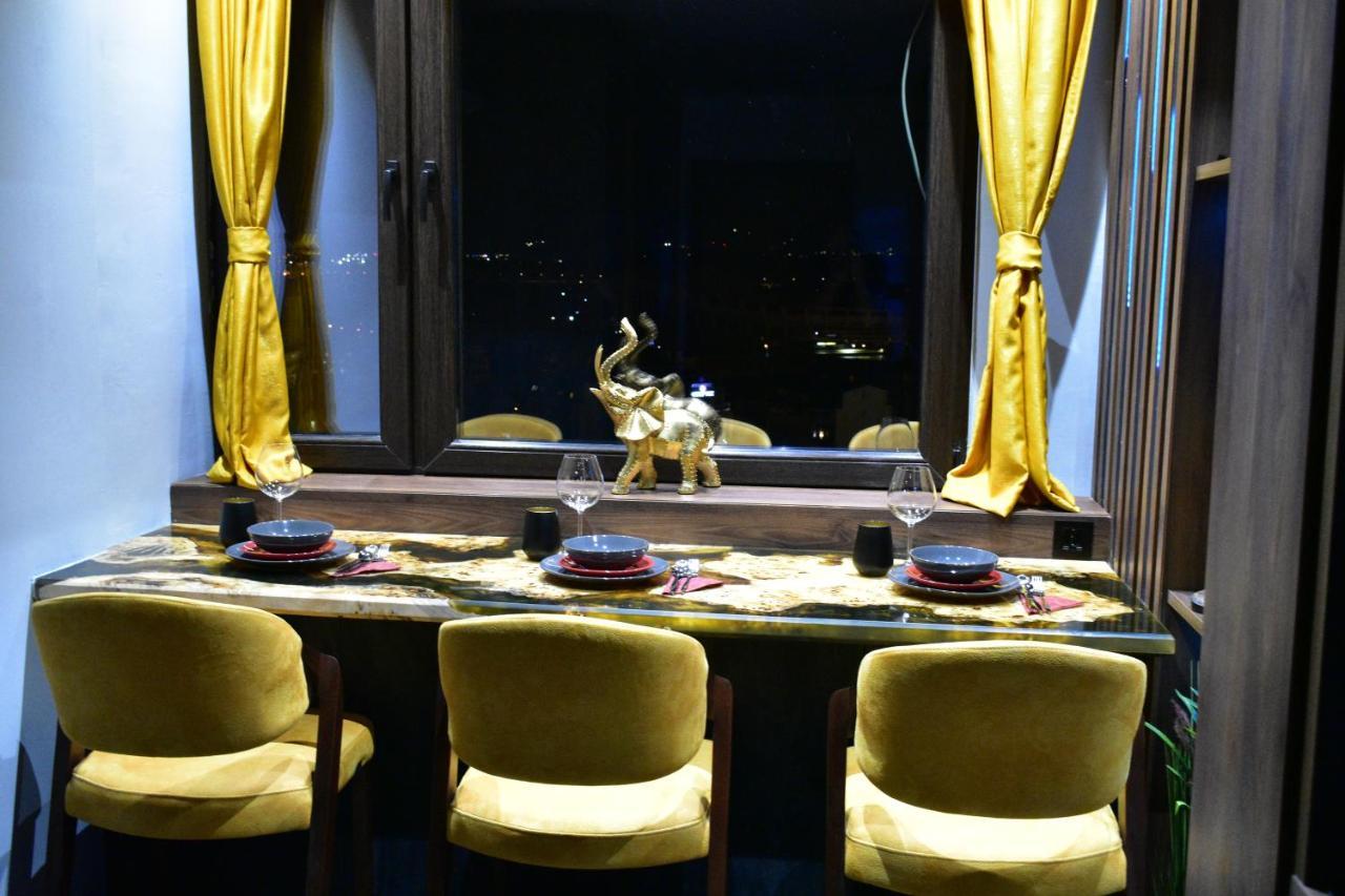 Pentlux - Spa Penthouse In The Heart Of Skopje Extérieur photo