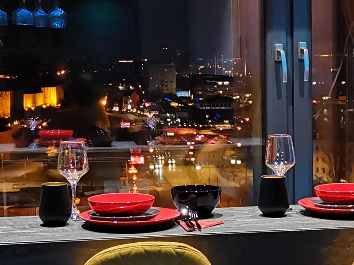 Pentlux - Spa Penthouse In The Heart Of Skopje Extérieur photo
