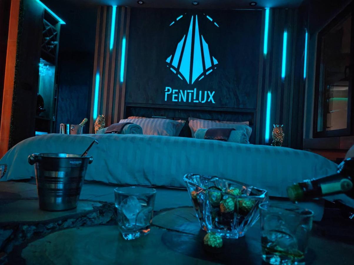 Pentlux - Spa Penthouse In The Heart Of Skopje Extérieur photo