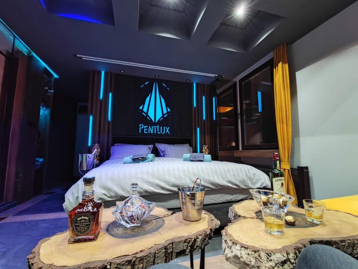 Pentlux - Spa Penthouse In The Heart Of Skopje Extérieur photo
