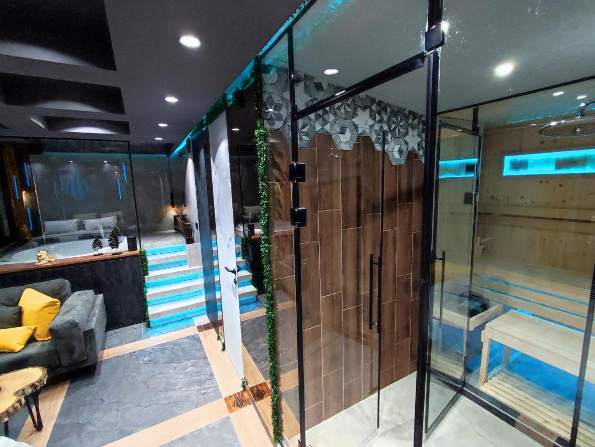 Pentlux - Spa Penthouse In The Heart Of Skopje Extérieur photo