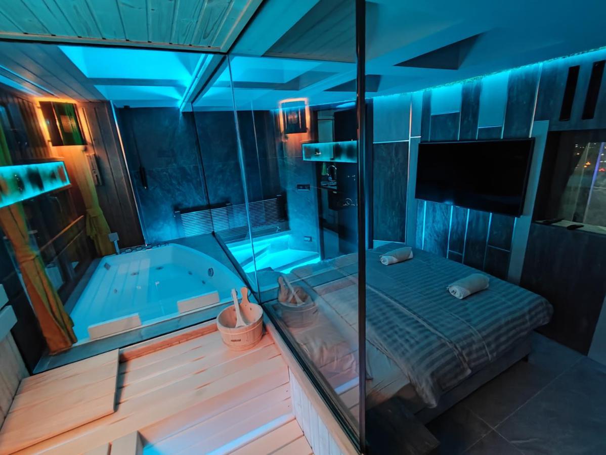 Pentlux - Spa Penthouse In The Heart Of Skopje Extérieur photo